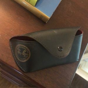 Raybans glasses case
